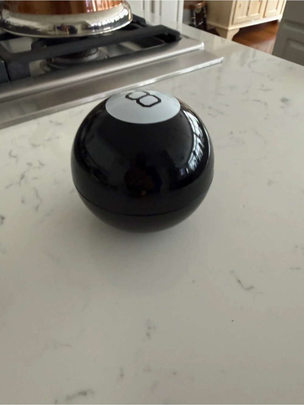Magic 8 Ball Classic Fortune Teller Toy Black Retro Novelty Decision Maker